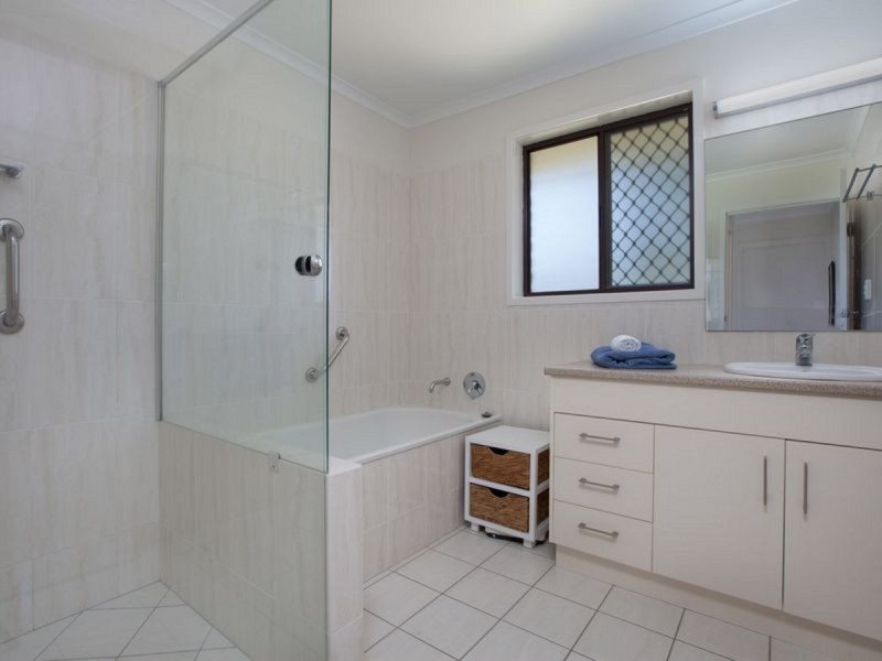 80 Mount Ommaney Drive, Jindalee QLD 4074