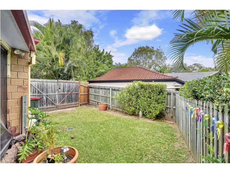 98 Avondale Road, Sinnamon Park QLD 4073