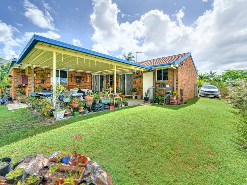 93 Dove Tree Crescent, Sinnamon Park QLD 4073