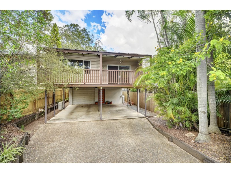37 Argyle Street, Seventeen Mile Rocks QLD 4073