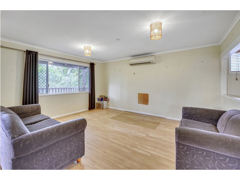 37 Argyle Street, Seventeen Mile Rocks QLD 4073
