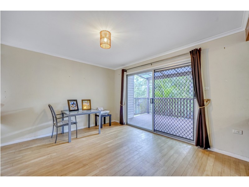 37 Argyle Street, Seventeen Mile Rocks QLD 4073