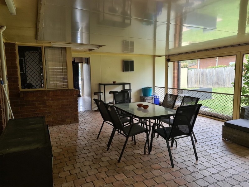 15 Lambrook Court, Camira QLD 4300