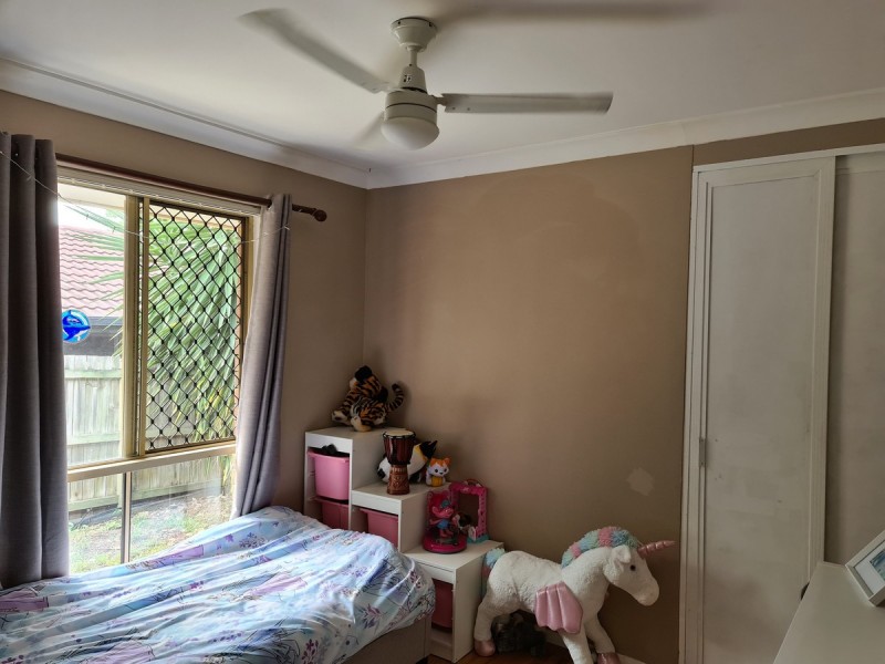 15 Lambrook Court, Camira QLD 4300