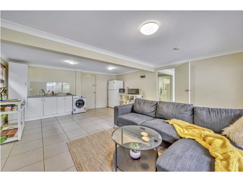 27 Kooringal Drive, Jindalee QLD 4074