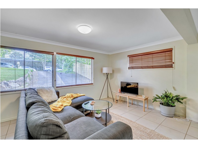 27 Kooringal Drive, Jindalee QLD 4074