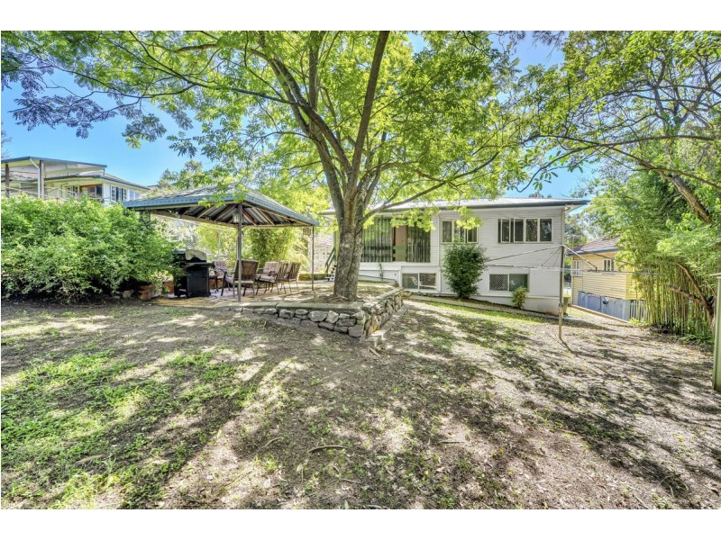 84 Boundary Road, Indooroopilly QLD 4068
