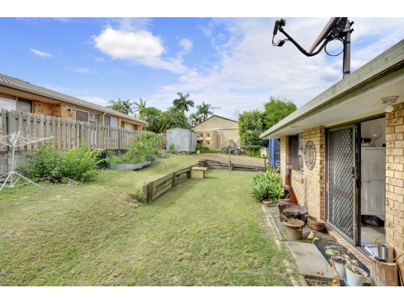 1 Tobin Street, Riverhills QLD 4074