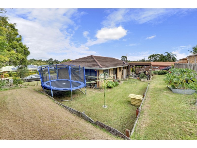 1 Tobin Street, Riverhills QLD 4074