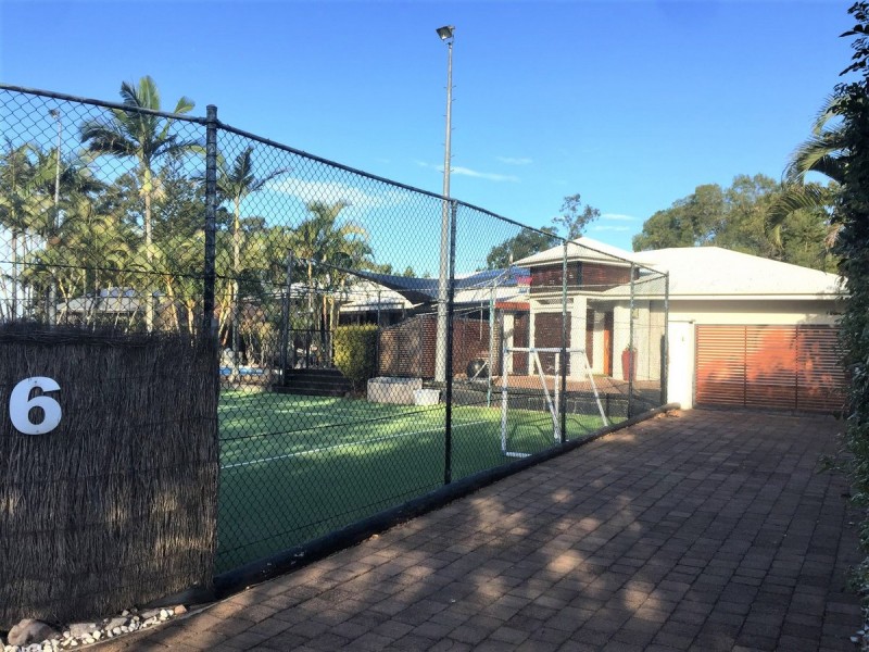 6 Kenny Court, Mount Ommaney QLD 4074