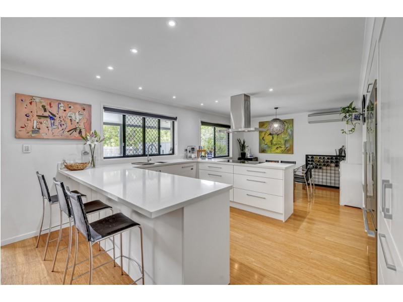 52 Tekapo Street, Westlake QLD 4074