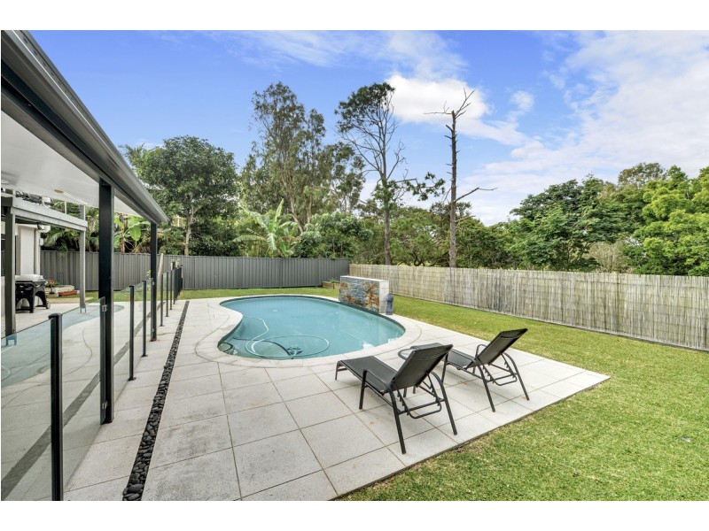 52 Tekapo Street, Westlake QLD 4074