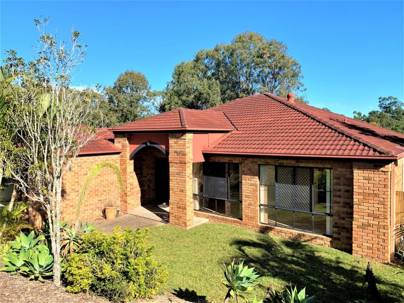 104 Avondale Road, Sinnamon Park QLD 4073