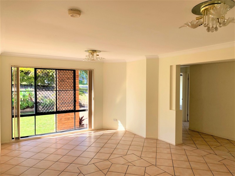 104 Avondale Road, Sinnamon Park QLD 4073