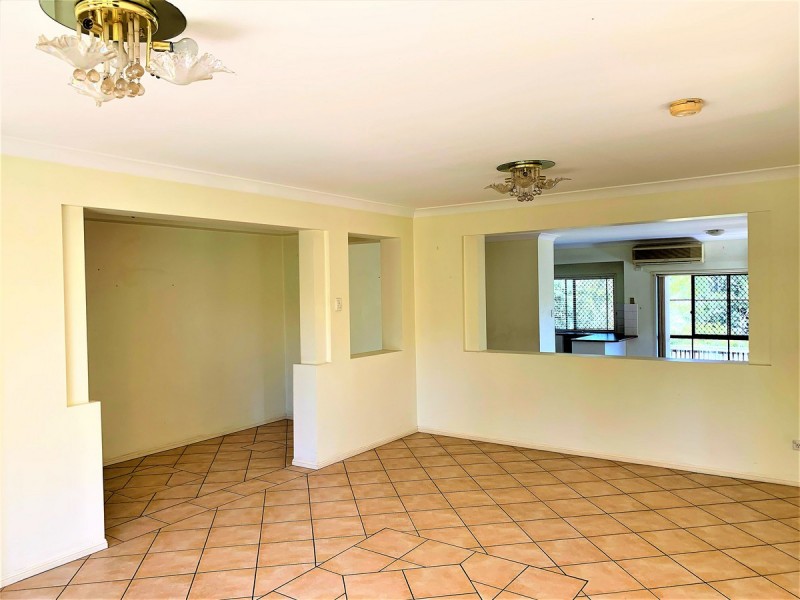 104 Avondale Road, Sinnamon Park QLD 4073