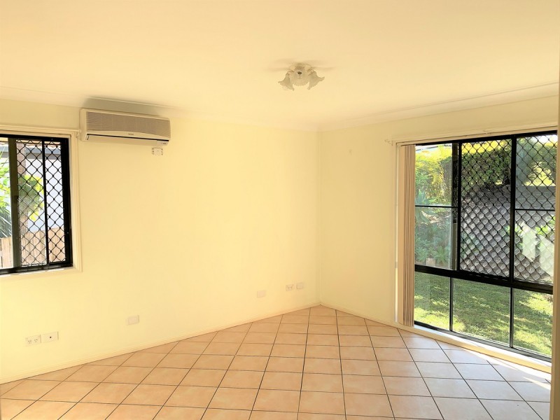 104 Avondale Road, Sinnamon Park QLD 4073