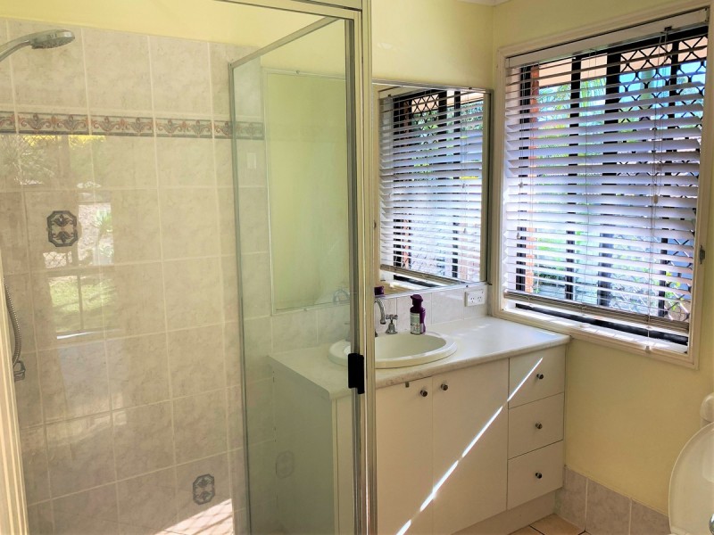104 Avondale Road, Sinnamon Park QLD 4073