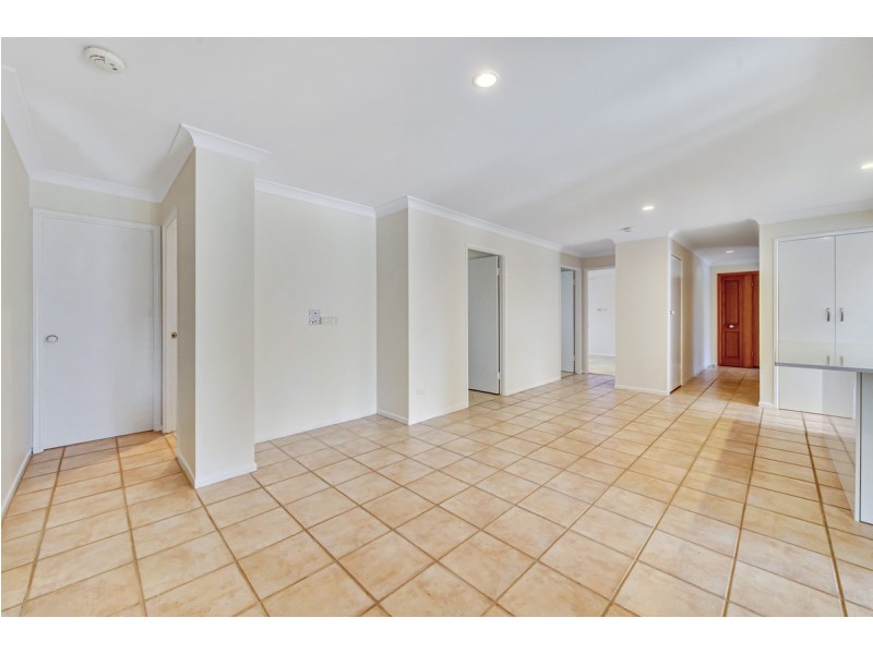 5 Blanc Close, Westlake QLD 4074