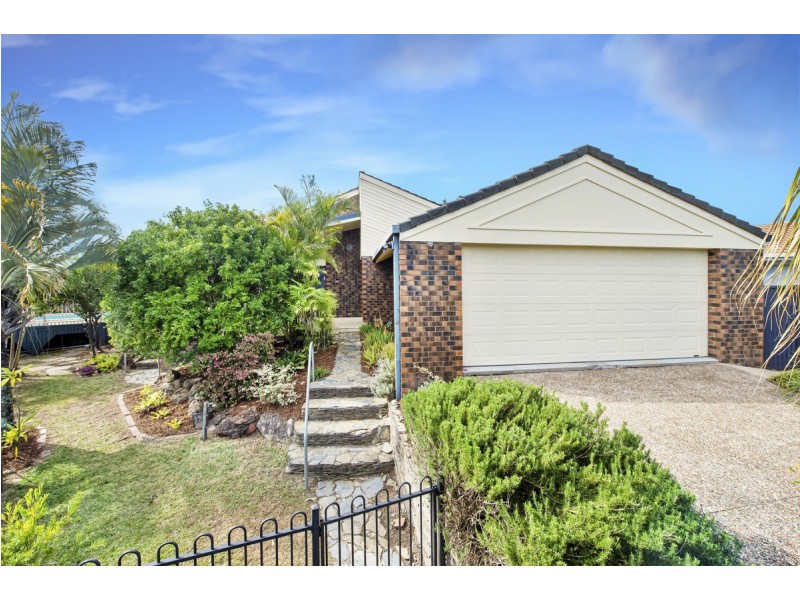 5 Blanc Close, Westlake QLD 4074