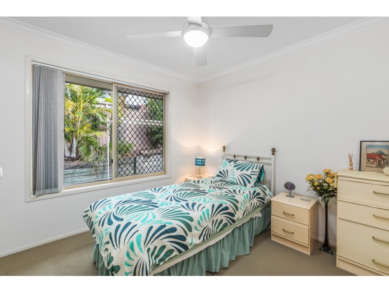 16 Cotter Crescent, Riverhills QLD 4074