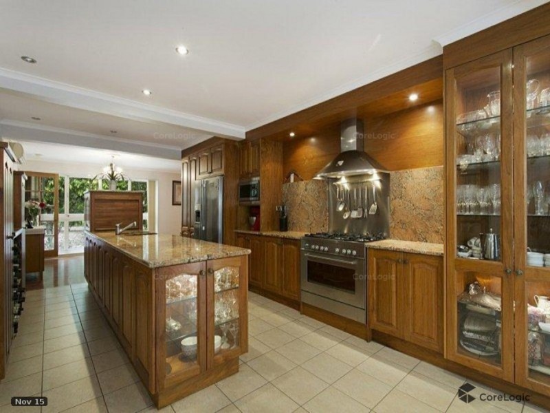 130 Weekes Road, Moggill QLD 4070