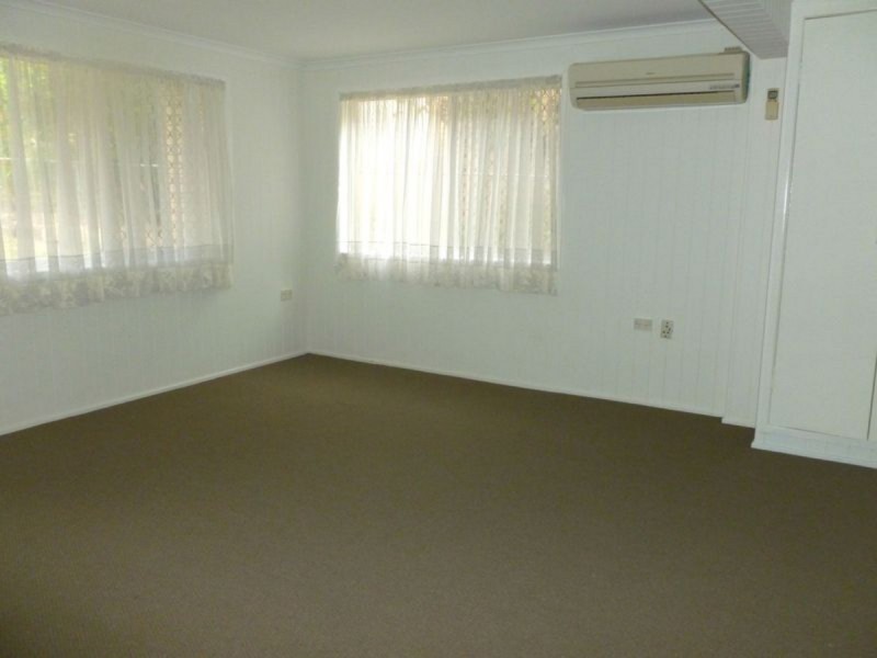 103 Seventeen Mile Rocks Road, Oxley QLD 4075