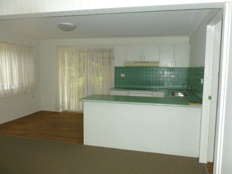 103 Seventeen Mile Rocks Road, Oxley QLD 4075