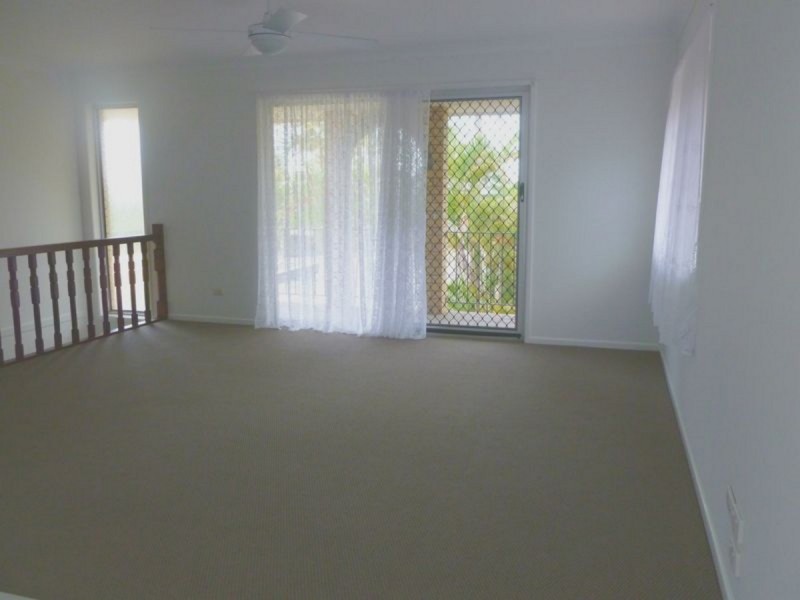 103 Seventeen Mile Rocks Road, Oxley QLD 4075