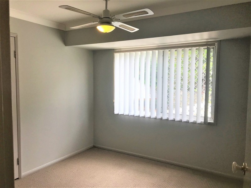 10 Woodrose Crescent, Sinnamon Park QLD 4073