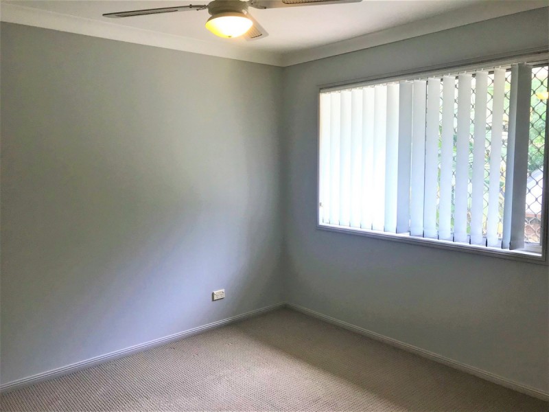 10 Woodrose Crescent, Sinnamon Park QLD 4073