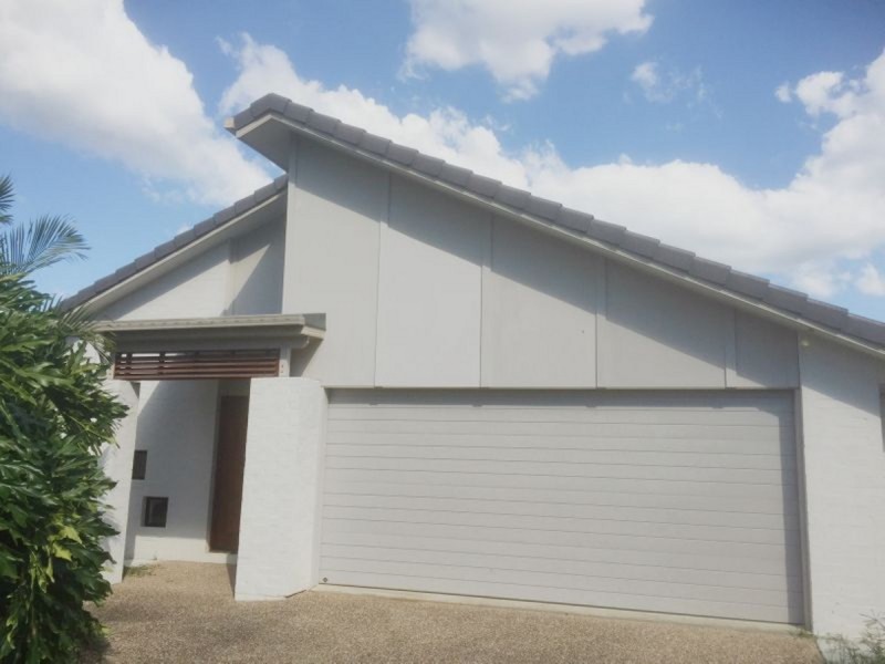 106 Brookeside Crescent, Seventeen Mile Rocks QLD 4073