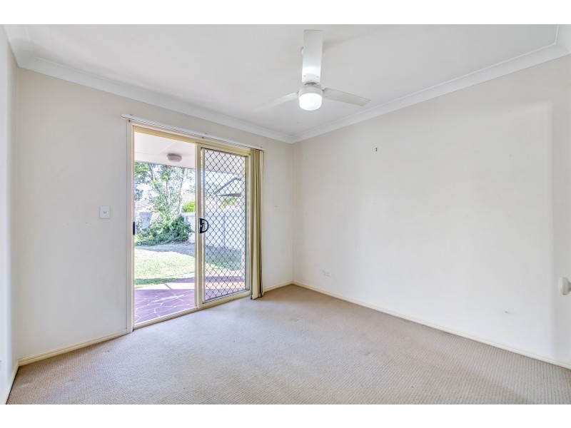 1/85 Cascade Drive, Forest Lake QLD 4078