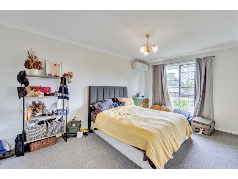 494 Westlake Drive, Riverhills QLD 4074