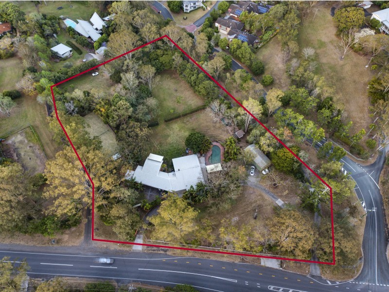 351 Brookfield Road, Kenmore Hills QLD 4069