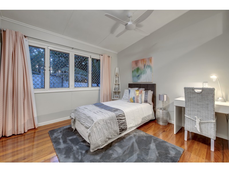 351 Brookfield Road, Kenmore Hills QLD 4069