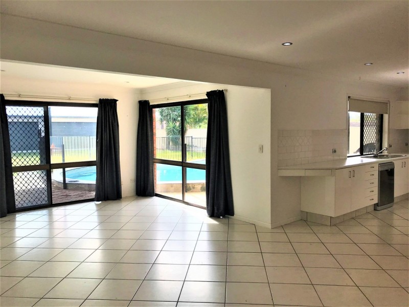 26 Maribor Street, Westlake QLD 4074