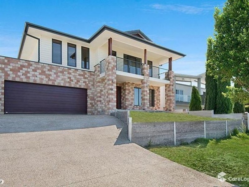 15 Staveley Close, Sinnamon Park QLD 4073