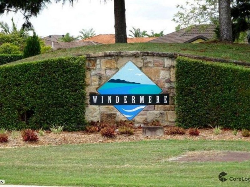15 Staveley Close, Sinnamon Park QLD 4073