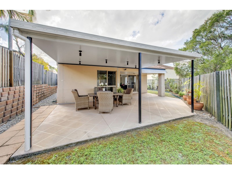7 Homebush Crescent, Sinnamon Park QLD 4073