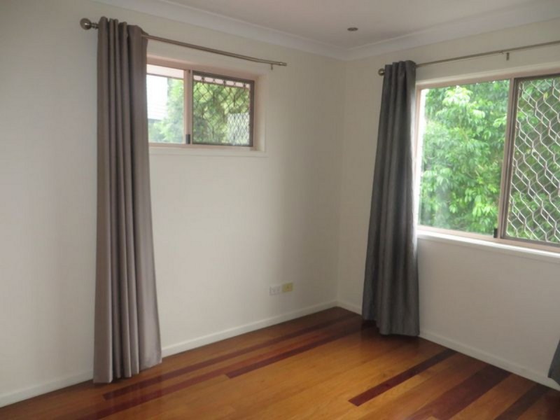 6 Cherry Close, Sinnamon Park QLD 4073