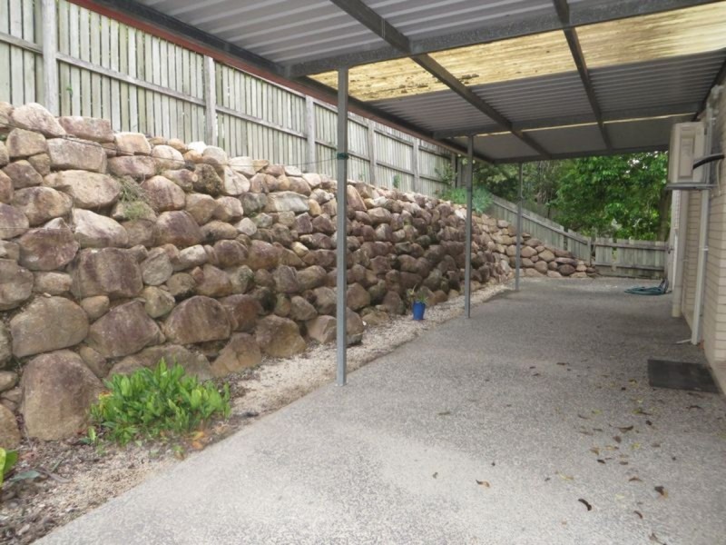 6 Cherry Close, Sinnamon Park QLD 4073