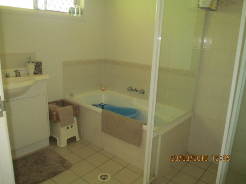 6 Hounslow Way, Seventeen Mile Rocks QLD 4073