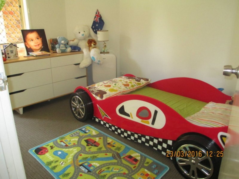 6 Hounslow Way, Seventeen Mile Rocks QLD 4073