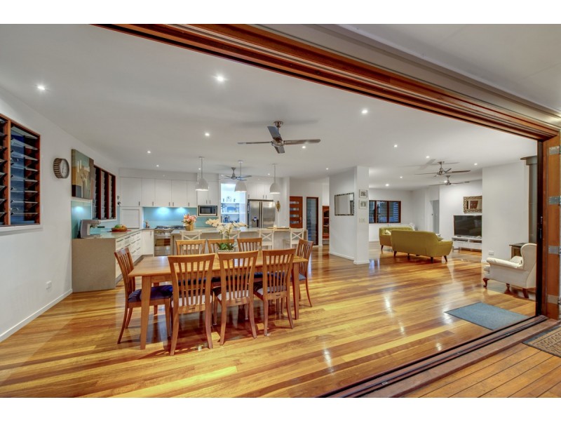 351 Brookfield Road, Kenmore Hills QLD 4069