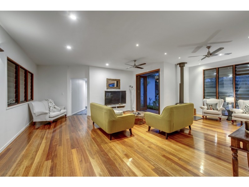 351 Brookfield Road, Kenmore Hills QLD 4069