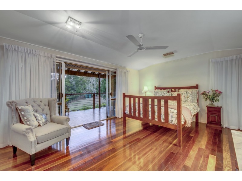 351 Brookfield Road, Kenmore Hills QLD 4069