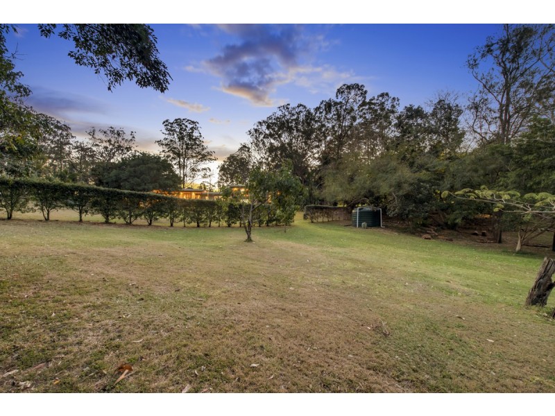 351 Brookfield Road, Kenmore Hills QLD 4069