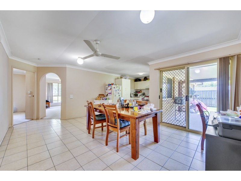 83 Drummond Street, Sinnamon Park QLD 4073