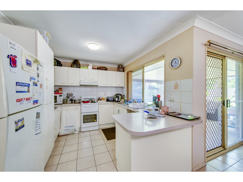 83 Drummond Street, Sinnamon Park QLD 4073