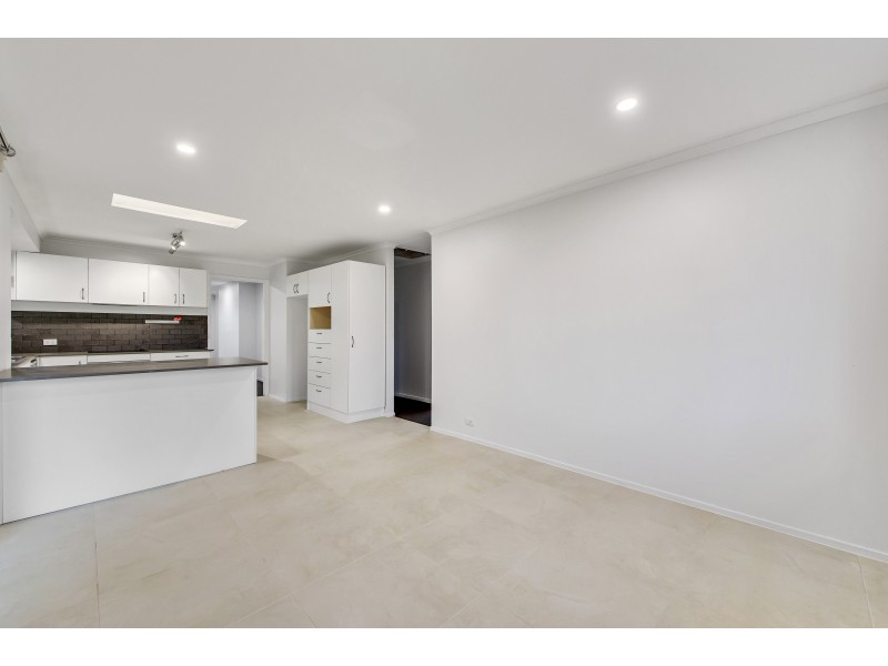 36 Lugano Street, Riverhills QLD 4074